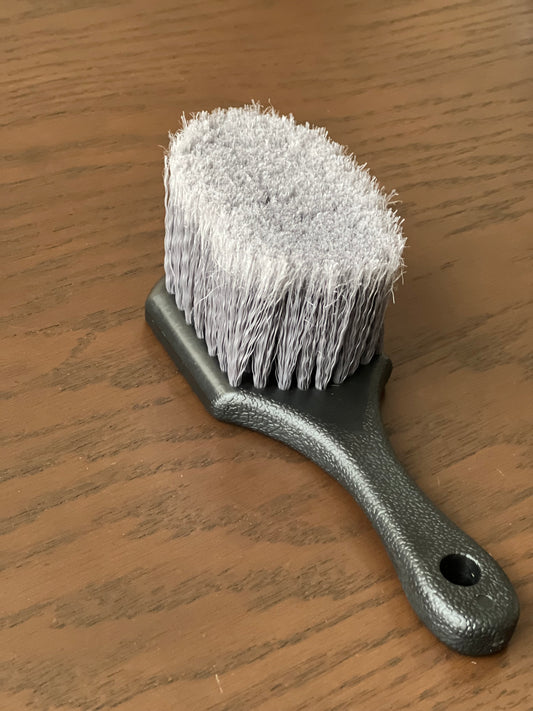 Cepillo para llantas
